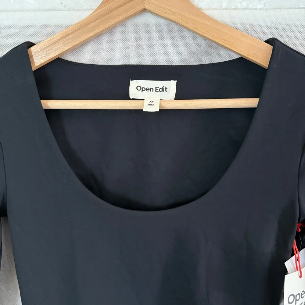 Open Edit Smooth Edit Scoop Neck Top - Picture 8 of 10